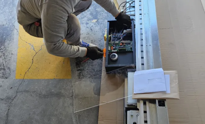 Installation et motorisation d'une porte de garage collective à La Garde, Toulon, GMC HABITAT